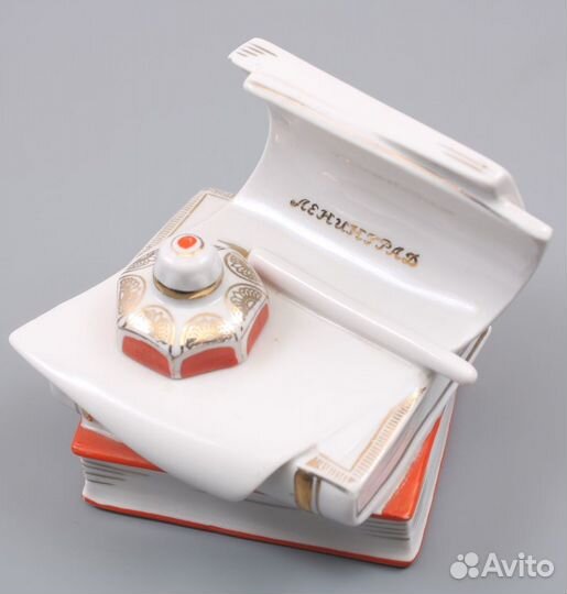 Чернильница фарфоровая-книги (cccp)