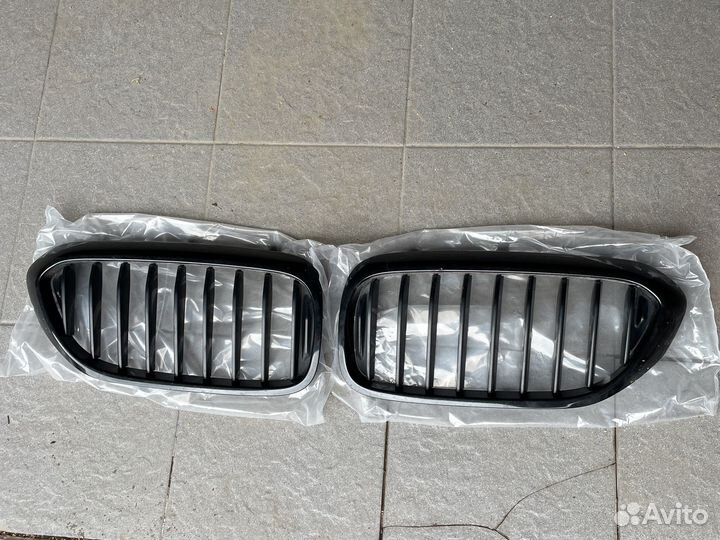 Решетка радиатора BMW g30