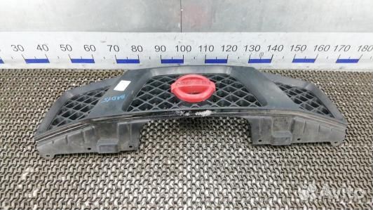 Решетка радиатора nissan navara D40 (BAD15QF01)