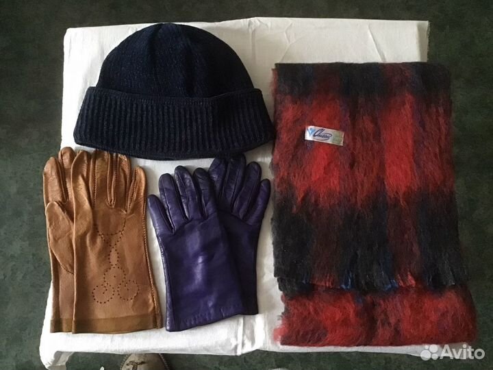 Шарф махеровый,шапка,перчатки,кожаный берет