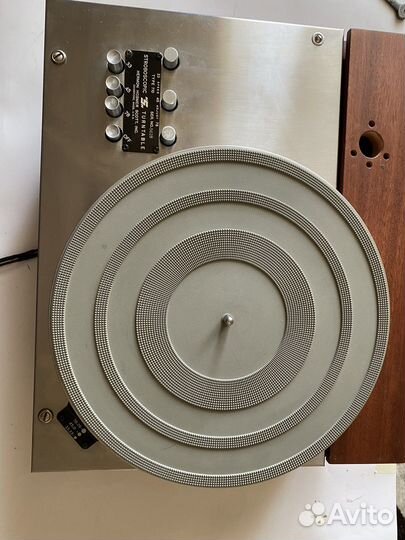 Проигрыватель винила scott 710A