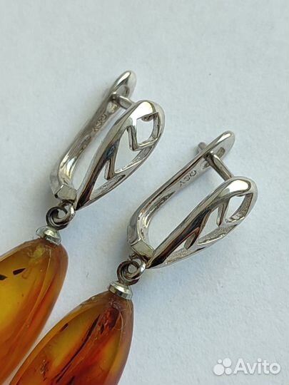 Серьги. Янтарь в серебре. Инклюз. Насекомое