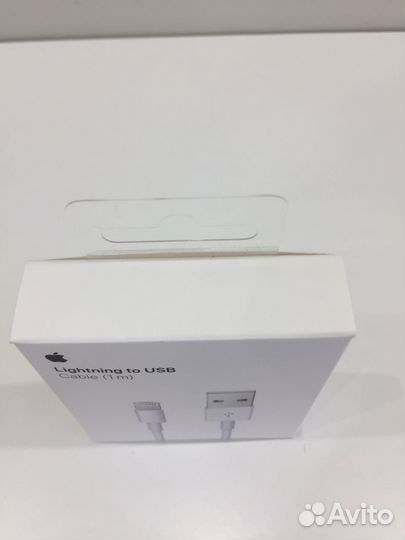 Коробка от USB кабеля Apple