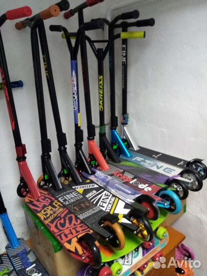 Трюковые самокаты в ассортименте