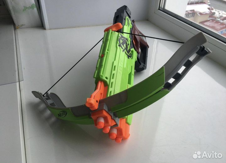 Арбалет Nerf zombie strike crossfire