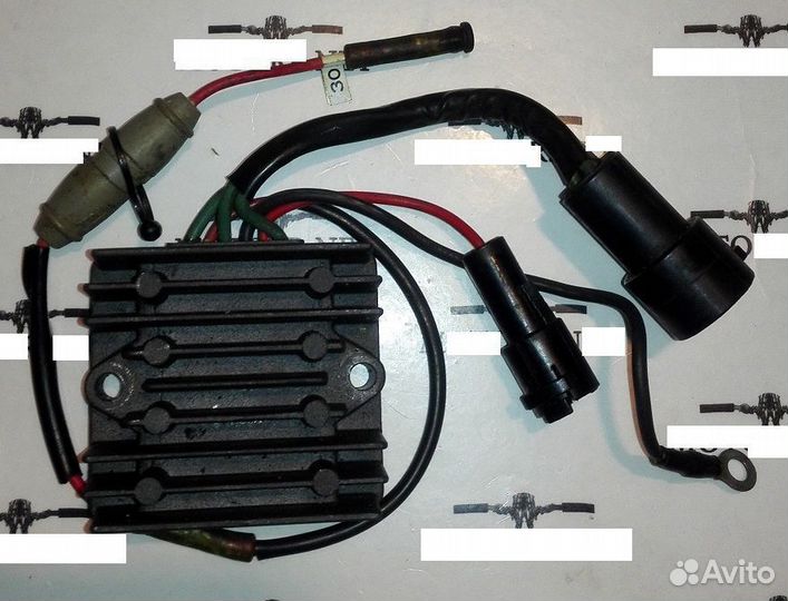 Реле регулятор Yamaha 100-225