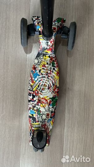 Самокат трехколесный