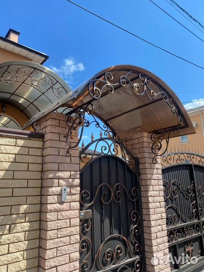 Козырек для входа