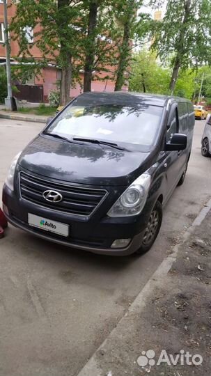 Hyundai H-1 2.5 AT, 2013, 265 000 км