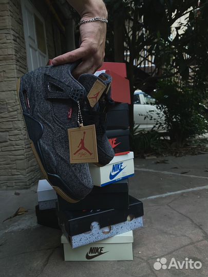 Nike Air Jordan 4 Retro x Levis Tag (41 размер)