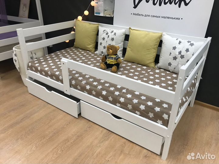 Детская кровать из Массива