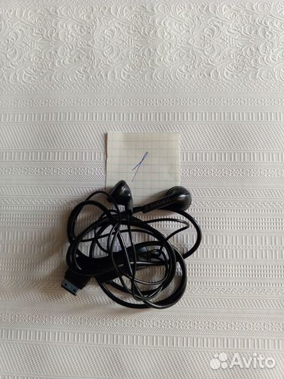 Наушники для разных телефонов