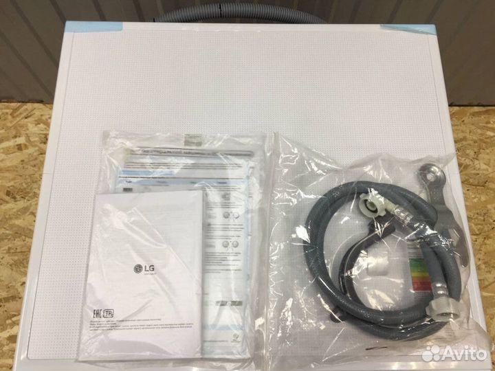 Стиральная машина LG Инверт Пар 9 кг (Новая)