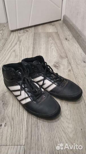 Кроссовки зимние