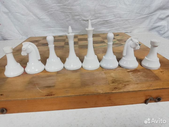 Шахматы СССР Большие фигуры пластик 70-е г.г