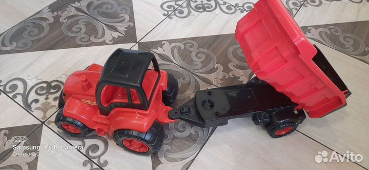 Трактор с полуприцепом Полесье