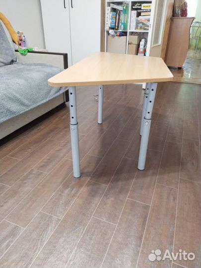 Детский стол