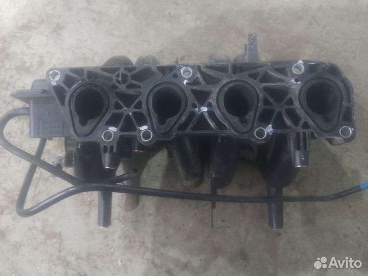 Коллектор впускной renault sandero stepway 2