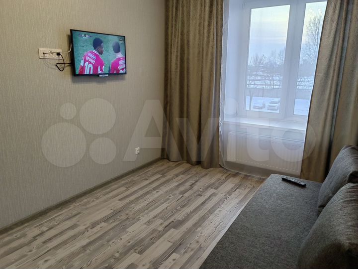 2-к. квартира, 53 м², 3/10 эт.