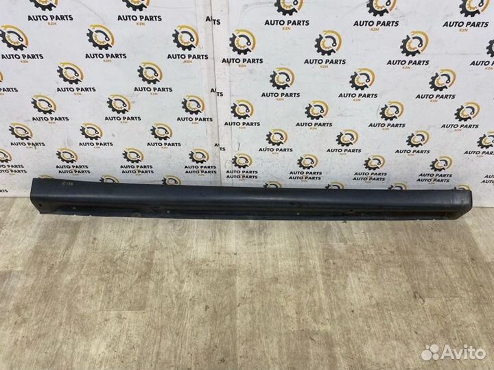 Молдинг порога правый Mitsubishi Outlander 3 4J11