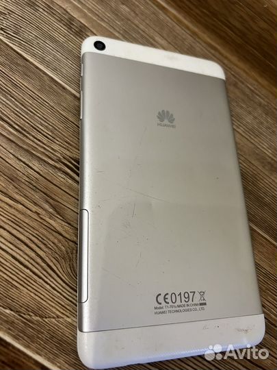 Планшет Huawei MediaPad T1 7.0 3G (T1-701u)