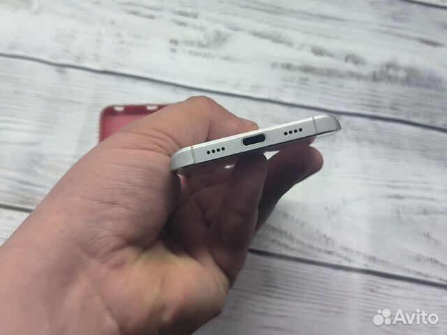 Xiaomi Mi 5, 3/64 ГБ объявление продам