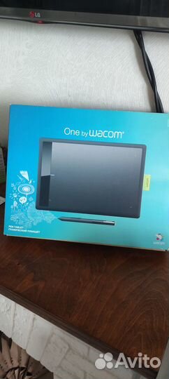 Графический планшет wacom medium новый