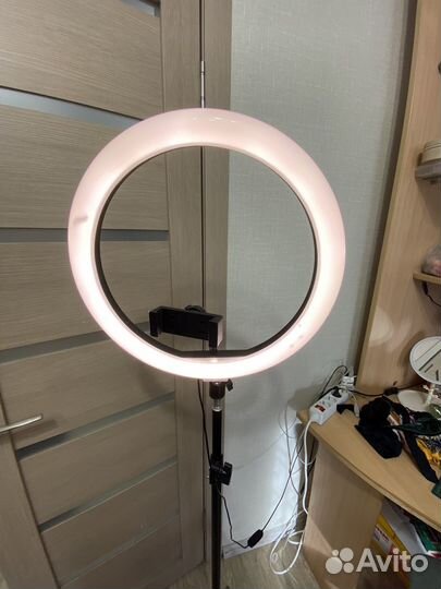 Кольцевая лампа со штативом 32см