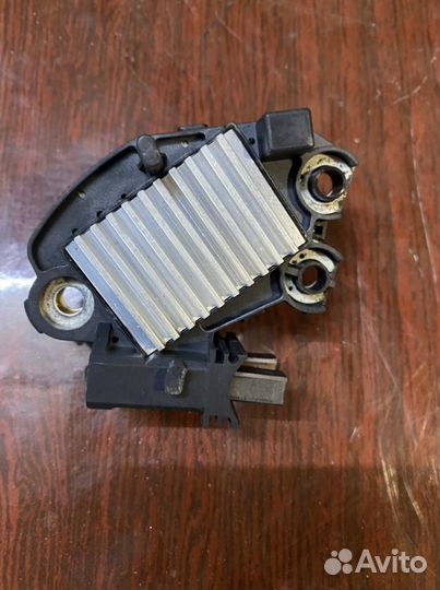 Регулятор напряжения (щетки) для bmw