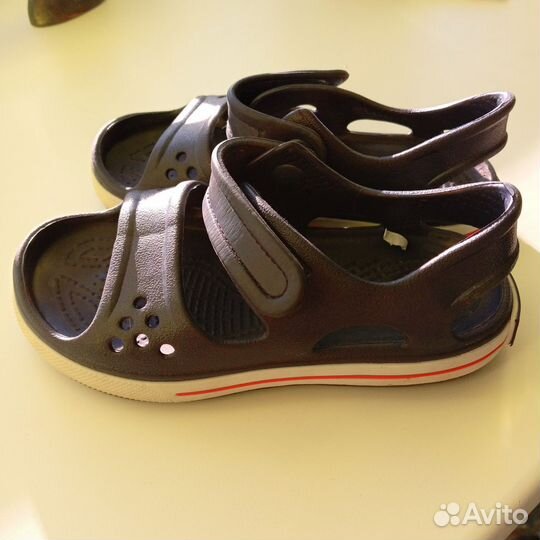 Сланцы 28 р(стелька 18см)