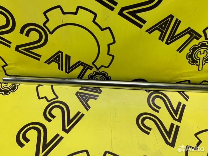 Молдинг стекла (на дверь) задний правый Volkswagen