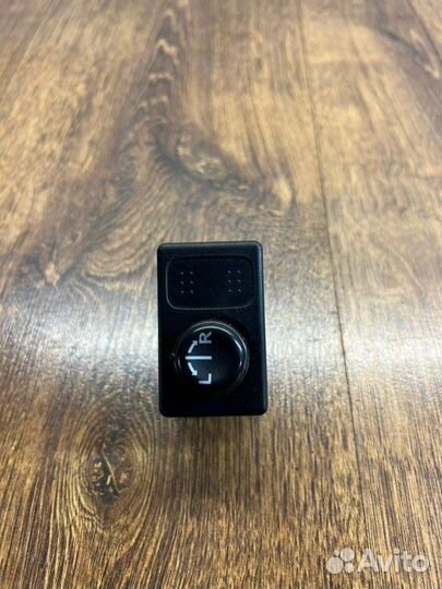 Блок управления зеркалами Nissan Primera P 12 1.6