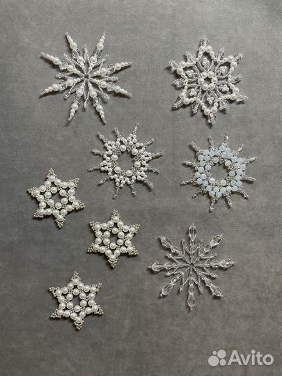 Снежинки из бисера и бусин