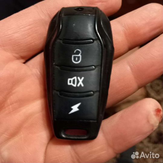 Брелок сигнализации davinci