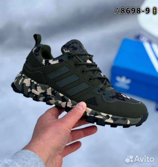 Кроссовки adidas