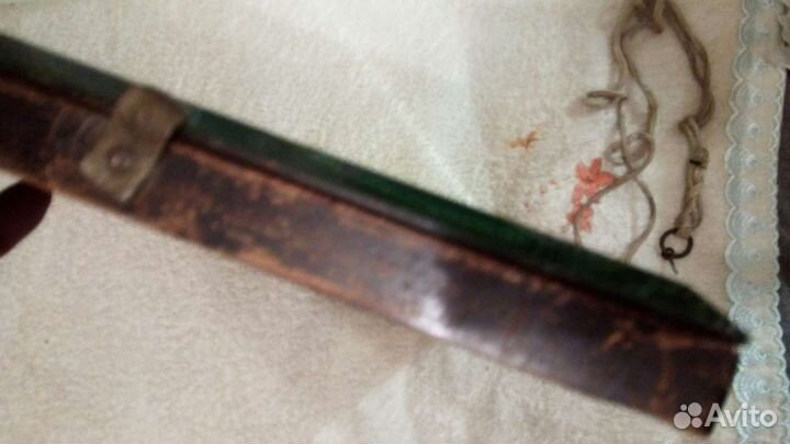 Старинное толстое настенное Зеркало