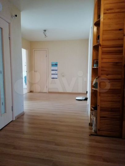 3-к. квартира, 90 м², 1/10 эт.