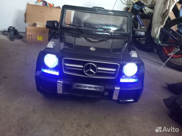 Детский электромобиль бу Mercedes AMG