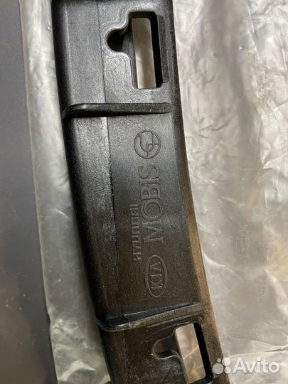 Кронштейн под фару KIA RIO 4 FB оригинал новый