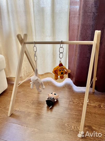 Стойка монтессори для малышей