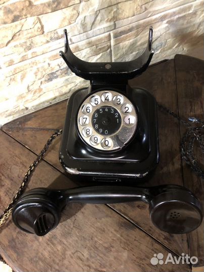 Старинный Телефон фирмы simens