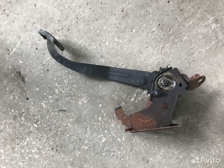 Педаль сцепления Kia Ceed 2006-2011