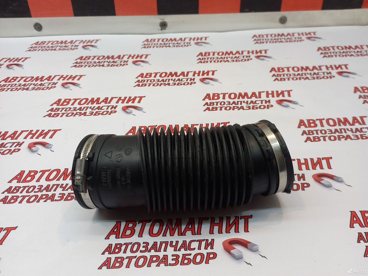 Патрубок воздушного фильтра Джили Монжаро