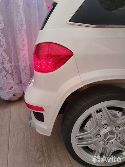 Развивающий автомобиль (детский)