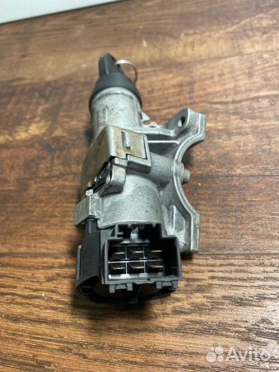 Замок зажигания Volkswagen Polo cедан cwva 2016