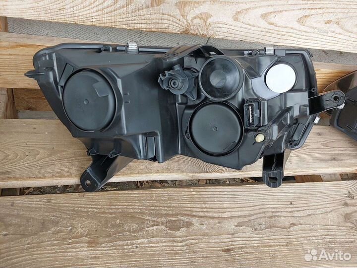 Фара передняя 260607796R Рено Логан 2