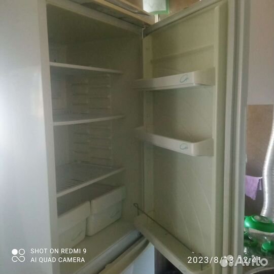 Холодильник бу сломанный