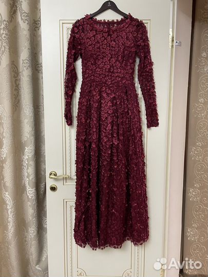 Нарядное платье