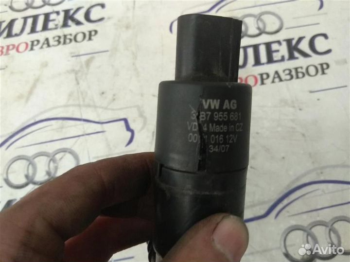 Насос омывателя фар Audi A4 (B8) 2007-2015