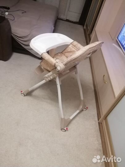 Столик для кормления ребенка